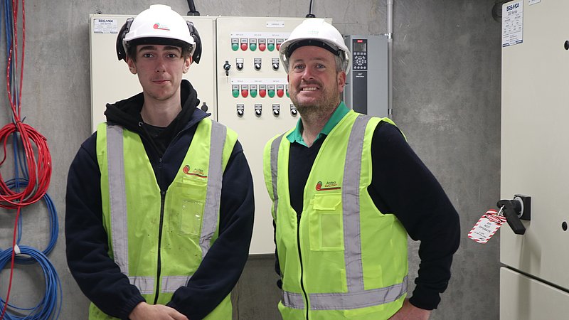 Etco Training an Apprentice